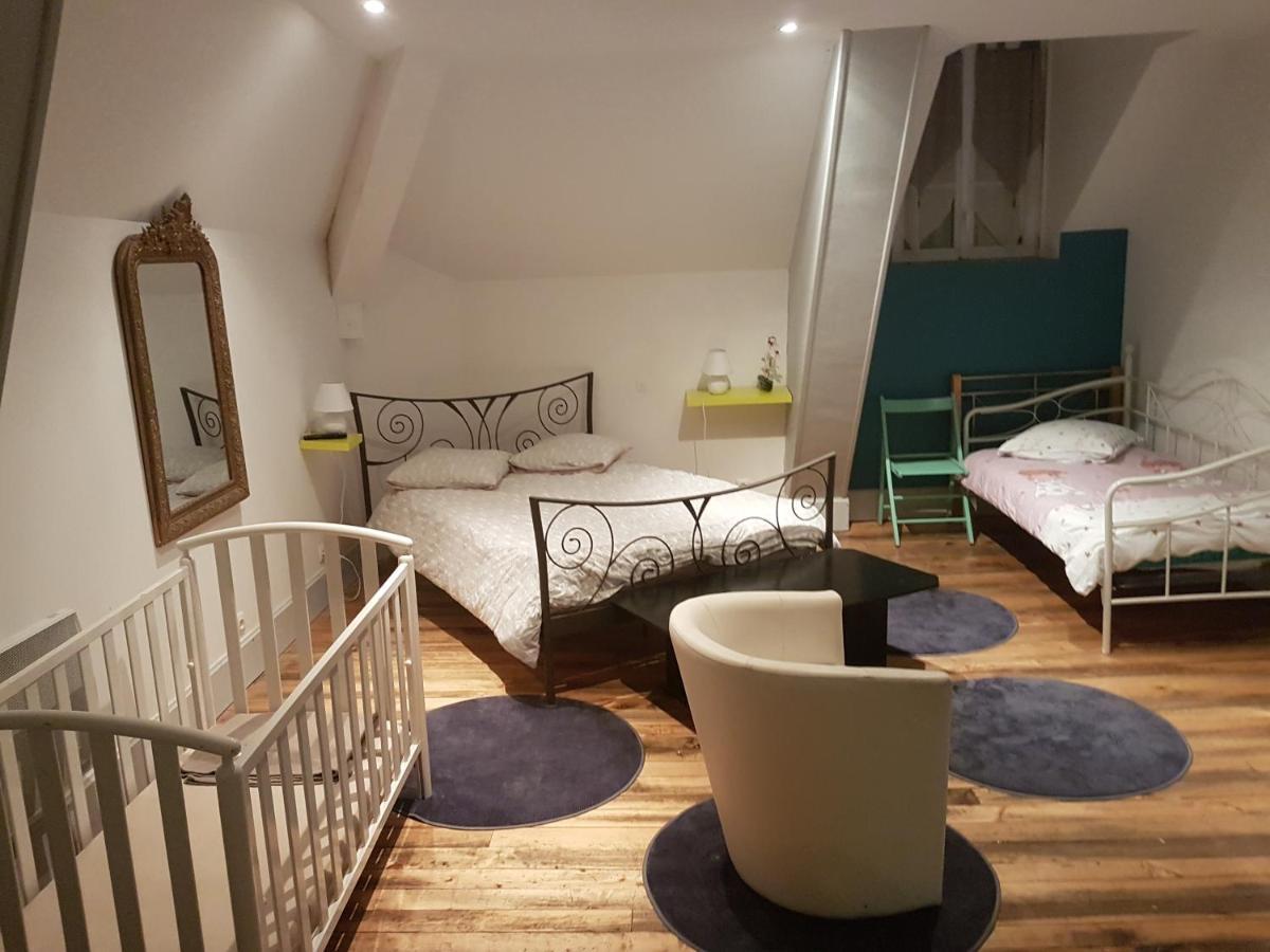 Bed and Breakfast Le Betrot Estissac Екстер'єр фото