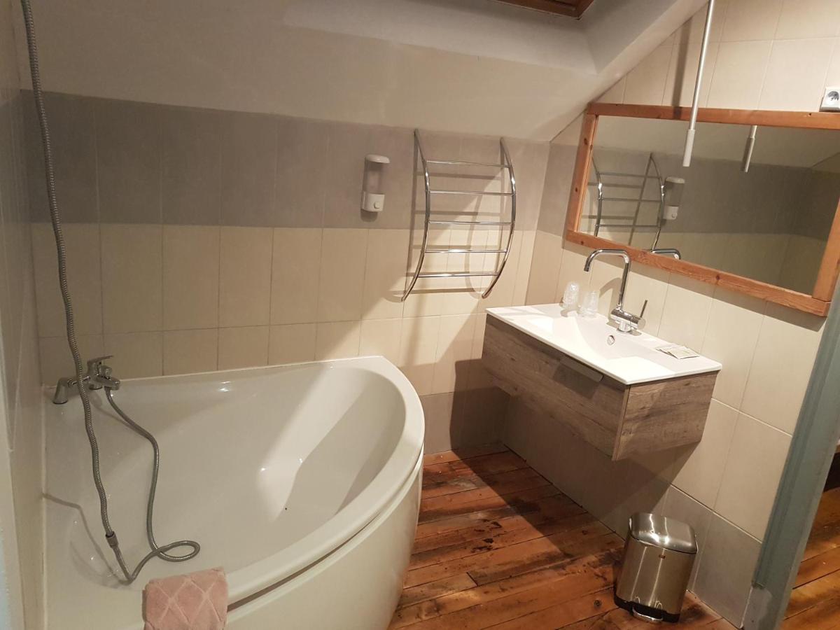 Bed and Breakfast Le Betrot Estissac Екстер'єр фото