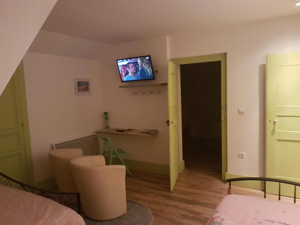 Bed and Breakfast Le Betrot Estissac Екстер'єр фото