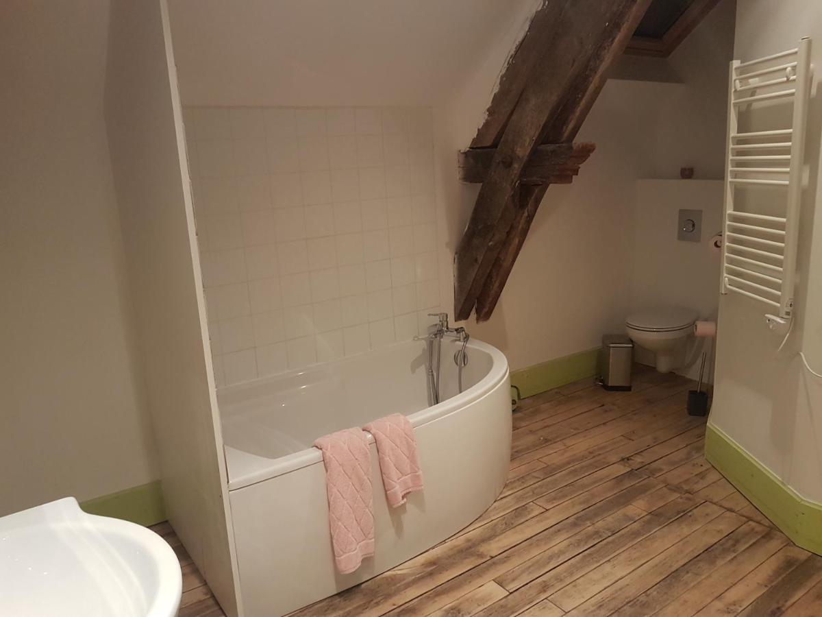 Bed and Breakfast Le Betrot Estissac Екстер'єр фото